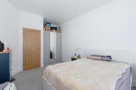 Kingsway House_5.jpg