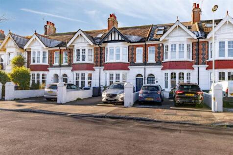 43 Navarino Road.jpg