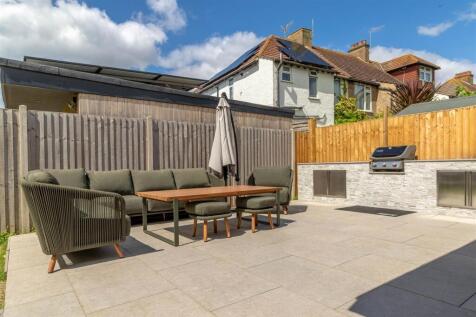 Brighton Road-08.jpg