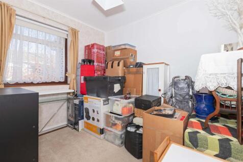 Rockingham Close_5.jpg