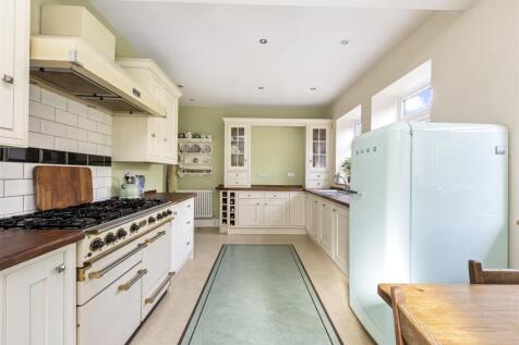 Broadwater Street West, 120-010.JPG