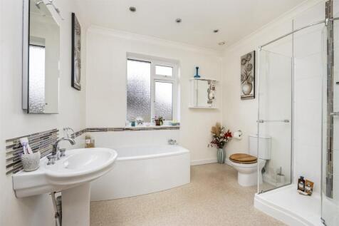 Broadwater Street West, 120-006.JPG