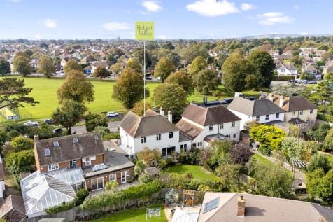 Broadwater Street West, 120-028logo.jpg