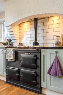 Parkfield Road, 28-032.jpg