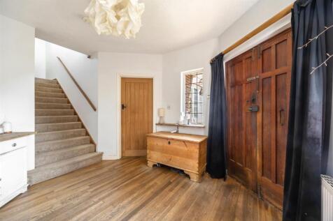 Parkfield Road, 28-035.jpg