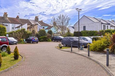 Birch Tree Court_14.jpg