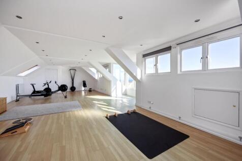 Old Fort Road, 156-014.jpg