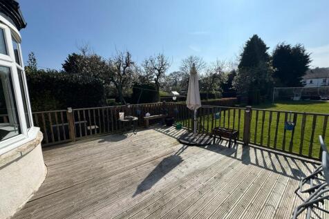 decking 2.jpg