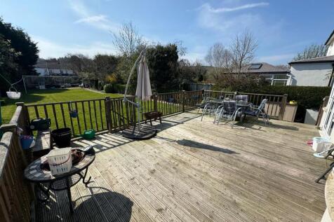 decking 4.jpg