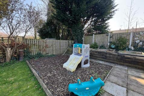 garden 2.jpg