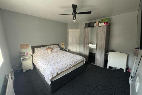 bed86338-c2cf-4068-8c9f-8be06cadb589.jpg