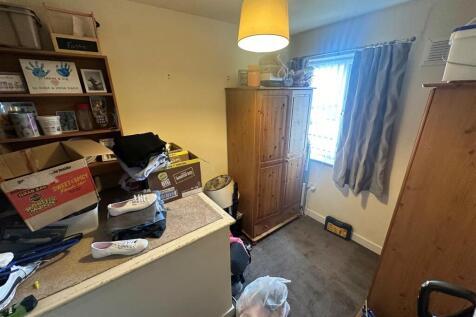 BEDROOM 3.jpg
