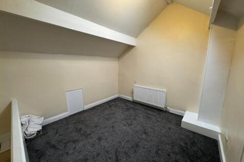 Bedroom 3 2.jpeg