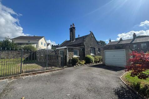 Rear Garden and Garage