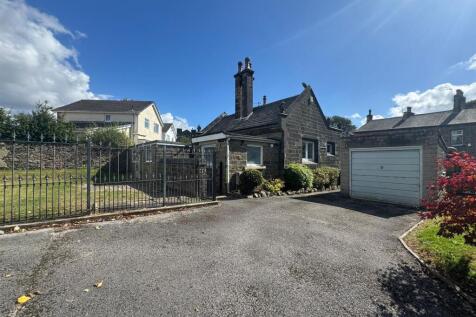 Rear Garden and Garage