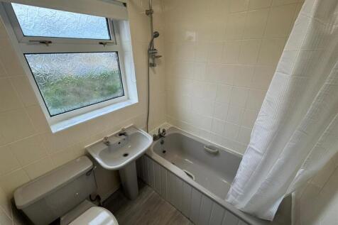 WhatsApp Image 2025-11-19 at 10.53.43 4.jpeg