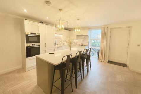 Kitchen/ Living space