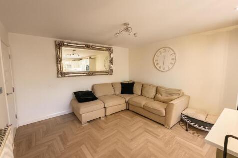 Kitchen/ Living space