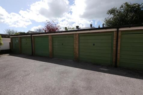 Garage.JPG