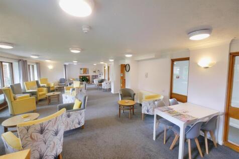 Communal Lounge.jpg