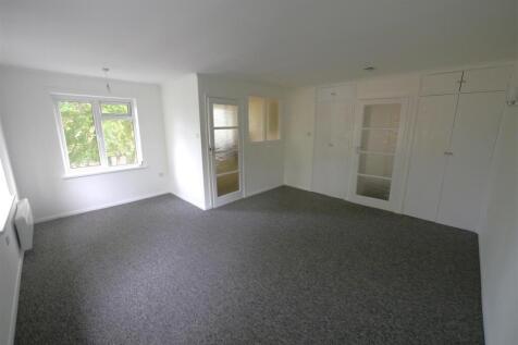 Studio Room