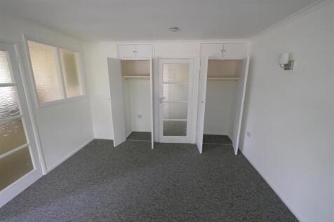Studio Room