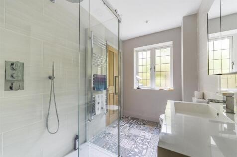 Ground floor shower room.jpg