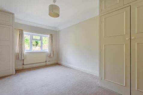 Bedroom 2.JPG