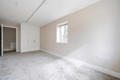 Bedroom 2 2nd angle.jpg