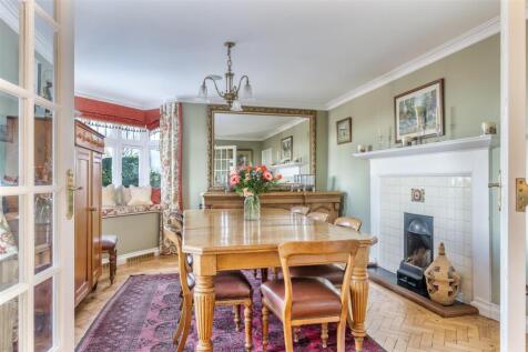 dining room.jpg