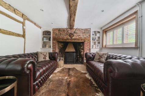 reception room .jpg