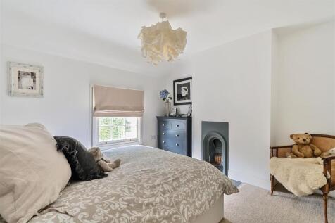 Bedroom 1, 3rd angle.jpg