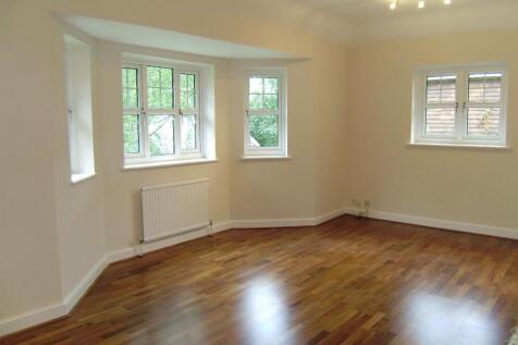 12 Beaufield Gate sitting room.JPG