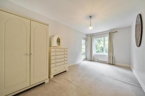 Bedroom 2 2nd angle.jpg
