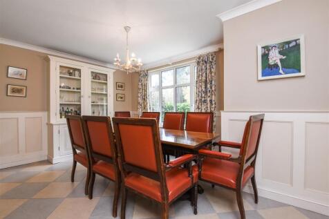 Dining Room.jpg
