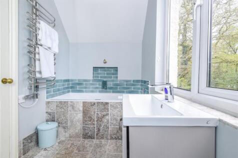 fam bathroom.jpg