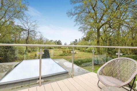 Glass balcony.jpg