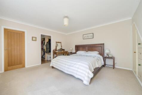 Bedroom 2.jpg