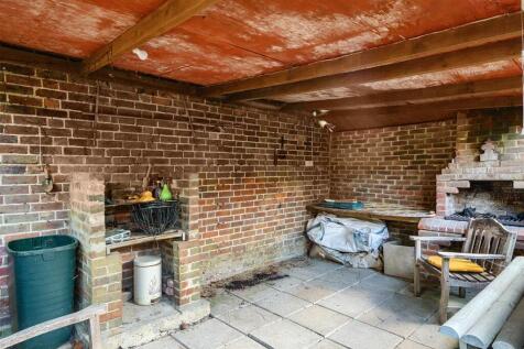 BBq area.jpg