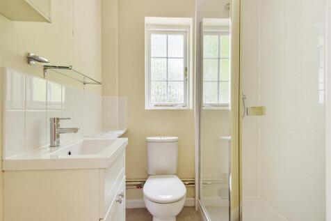 Shower room.jpg