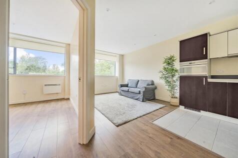 Bedroom and reception.jpg