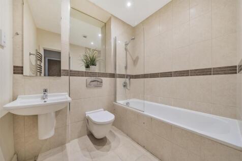 Bathroom.jpg