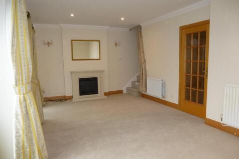 19 Chestnut Avenue sitting room 2.JPG