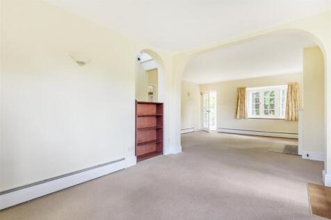 Drawing room 2nd aspect.jpg