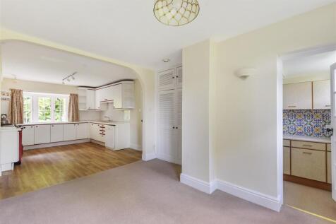 Kitchen and utility.jpg