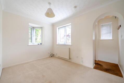 Sitting room and entrance.jpg