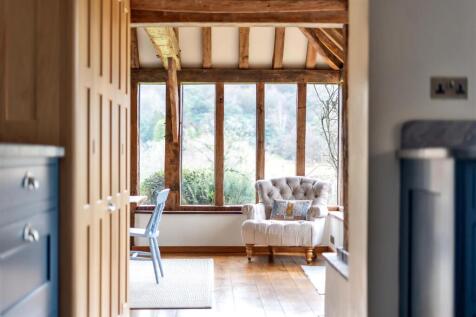 View to dining room.jpg