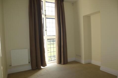 Bedroom - King Edward VII.JPG