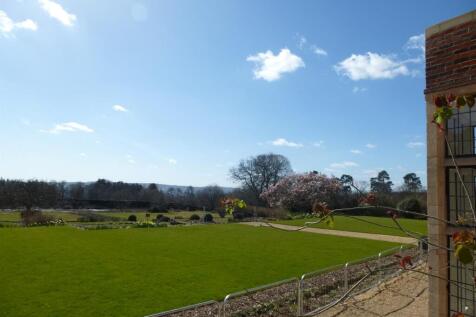 Apt 101 King Edward VII view from bedroom.JPG