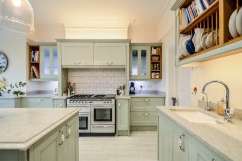 Kitchen .jpg